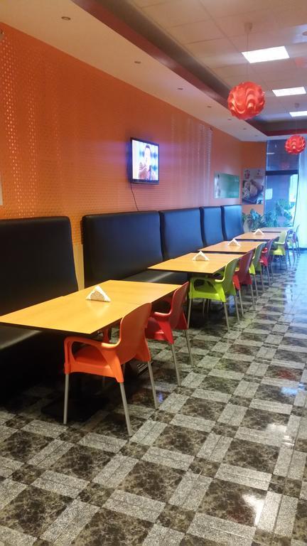 日出公寓酒店 Sint-Jans-Molenbeek 外观 照片